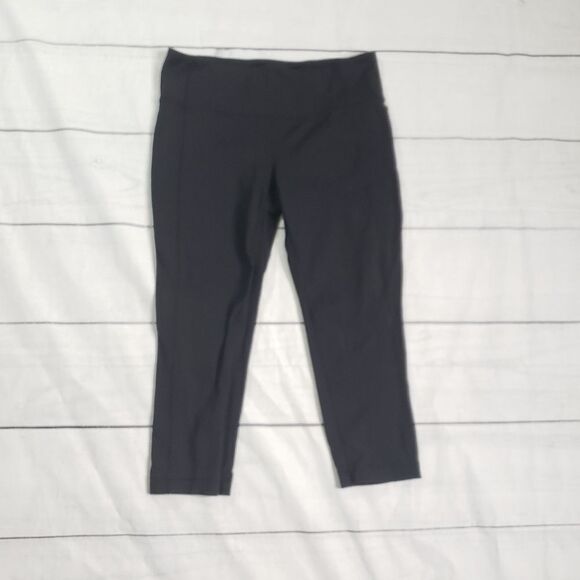 Athleta Revelation Capri medium black - Picture 1 of 6